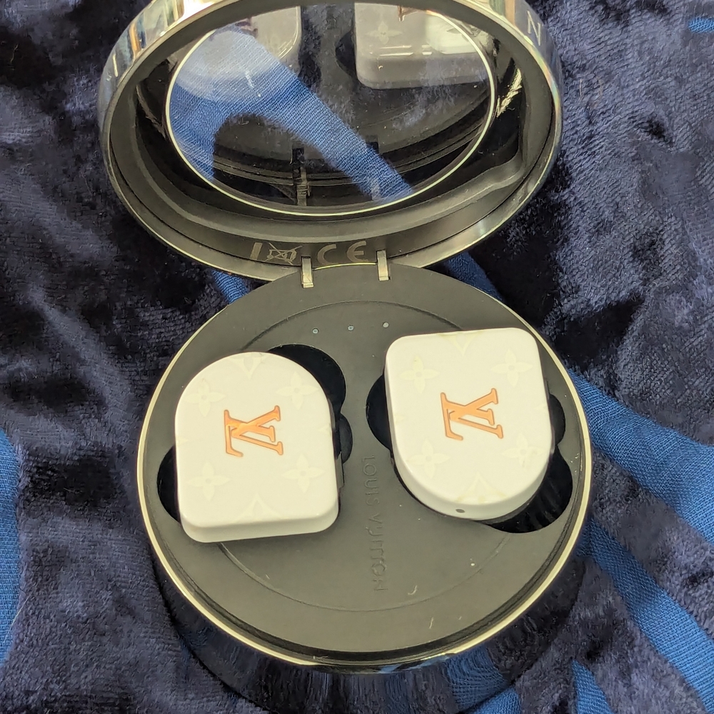 Louis Vuitton White Wireless Earbuds